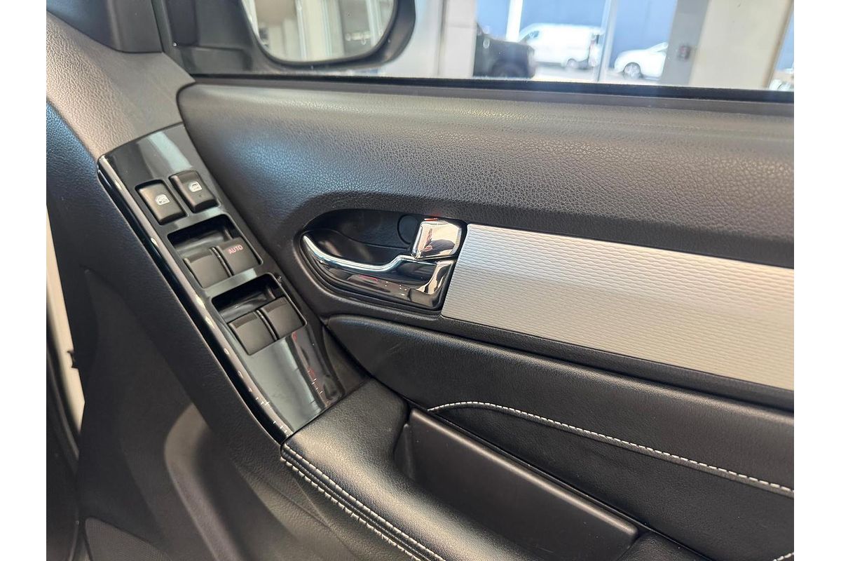 2018 Isuzu MU-X LS-T