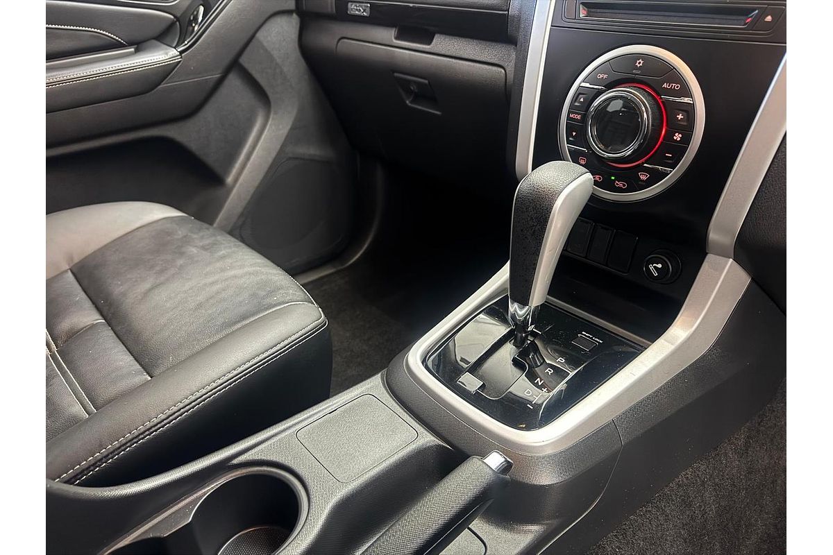 2018 Isuzu MU-X LS-T