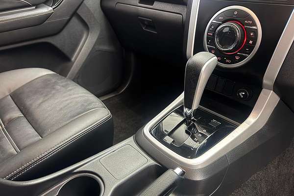 2018 Isuzu MU-X LS-T