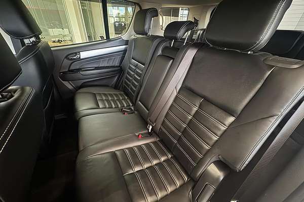 2018 Isuzu MU-X LS-T