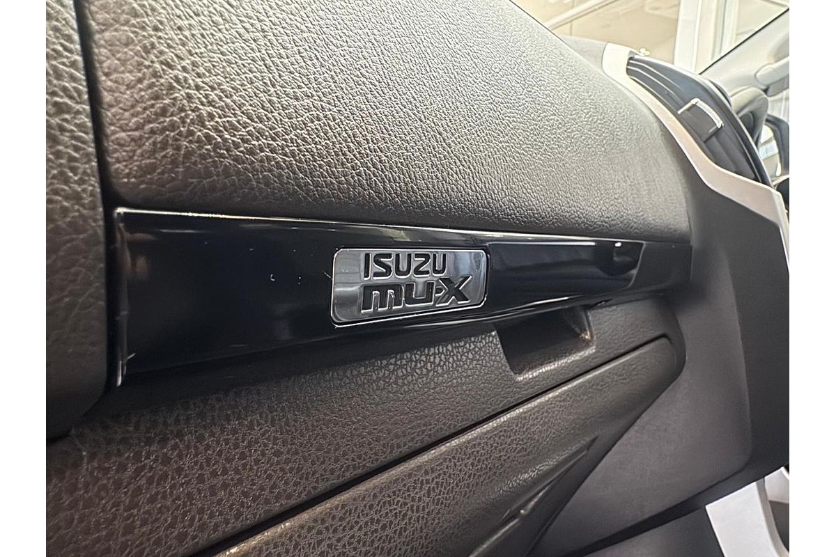 2018 Isuzu MU-X LS-T