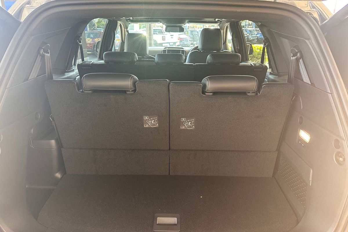 2025 Ford Everest Platinum 3.0L