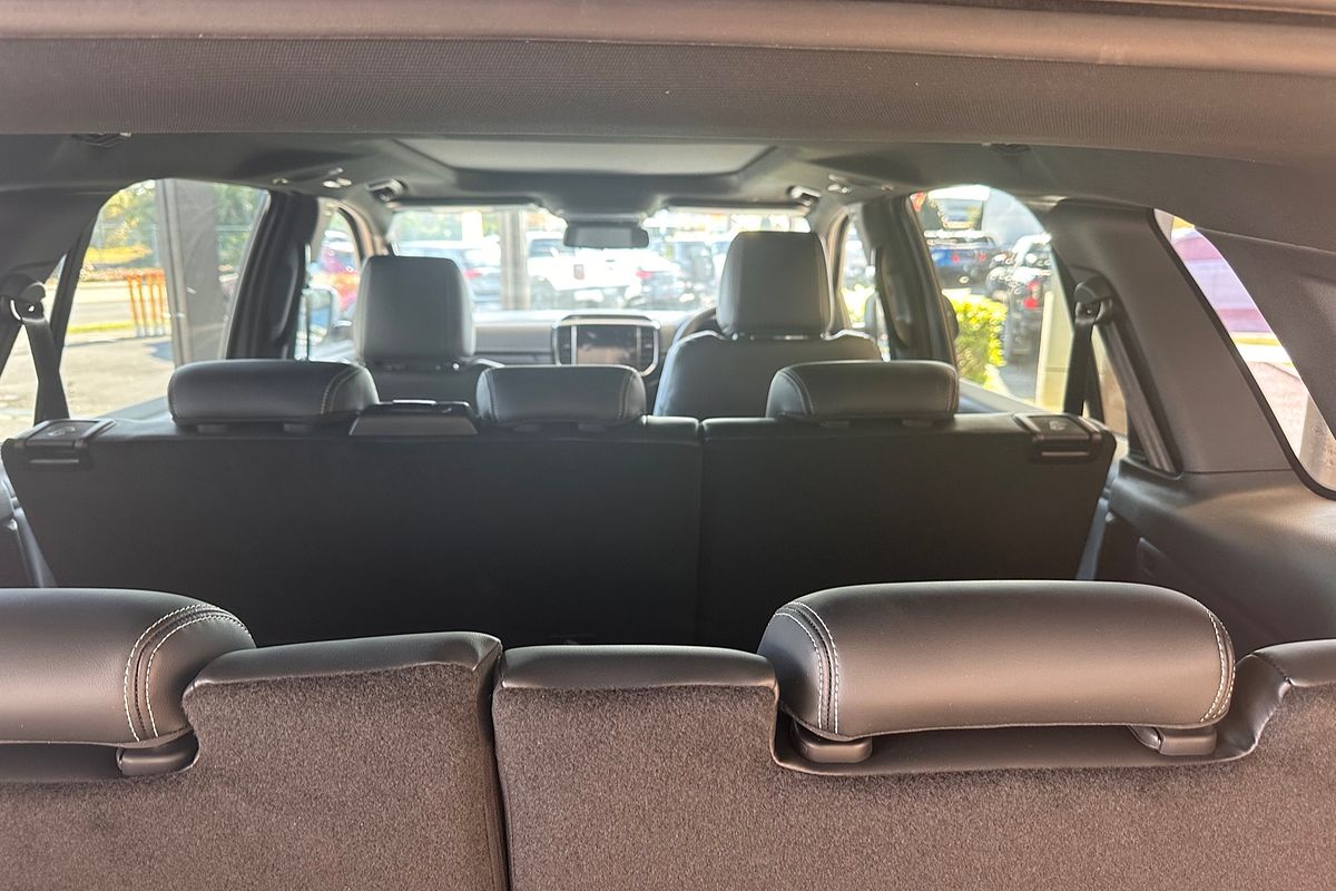 2025 Ford Everest Platinum 3.0L