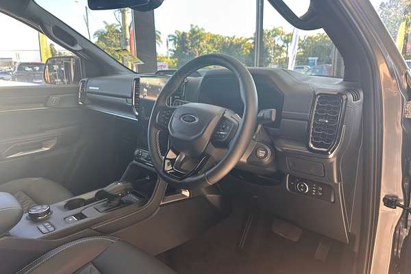 2025 Ford Everest Platinum 3.0L