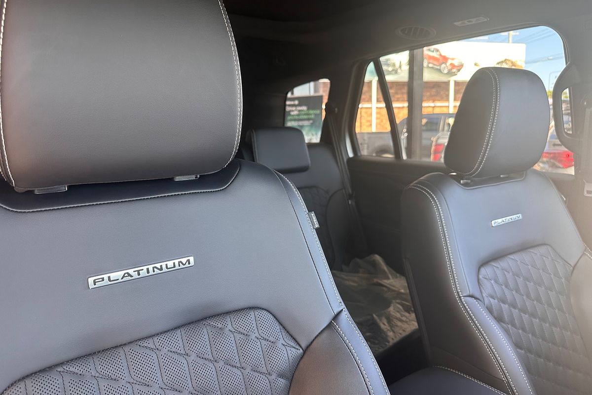 2025 Ford Everest Platinum 3.0L
