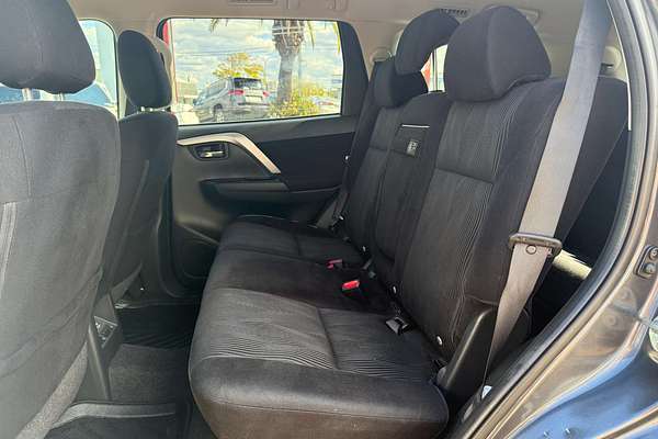 2021 Mitsubishi Pajero Sport GLS QF