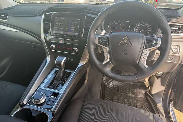 2021 Mitsubishi Pajero Sport GLS QF