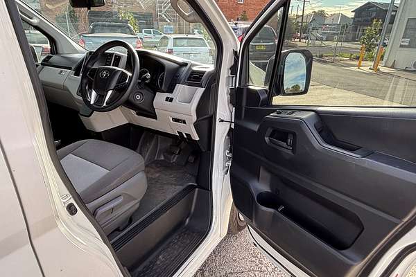 2019 Toyota Hiace GDH300R LWB