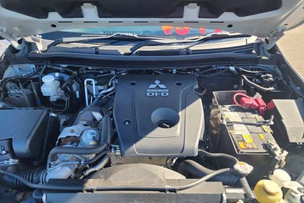 2019 Mitsubishi Pajero Sport Exceed QE
