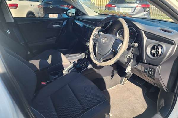 2017 Toyota Corolla Ascent Sport ZRE182R