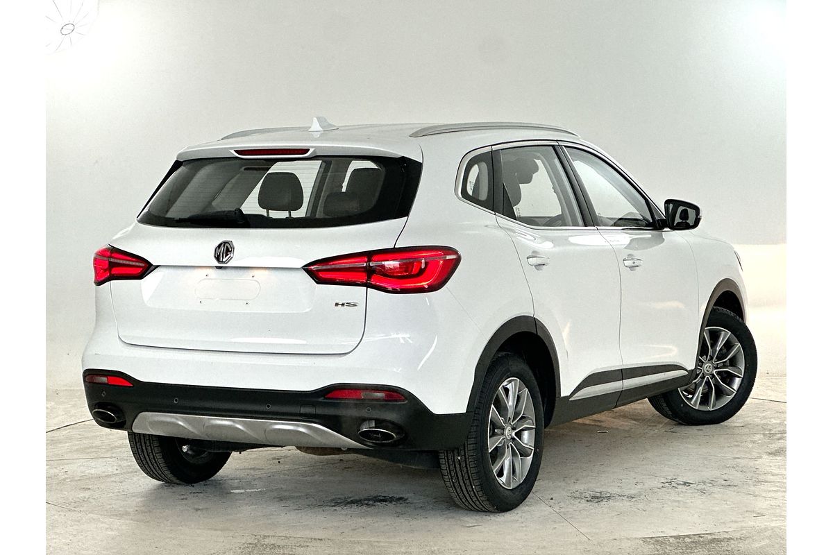 2022 MG HS Vibe SAS23
