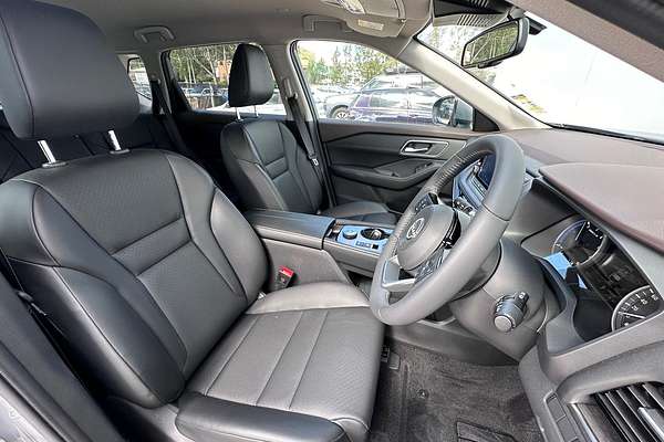 2025 Nissan X-TRAIL ST-L e-POWER T33