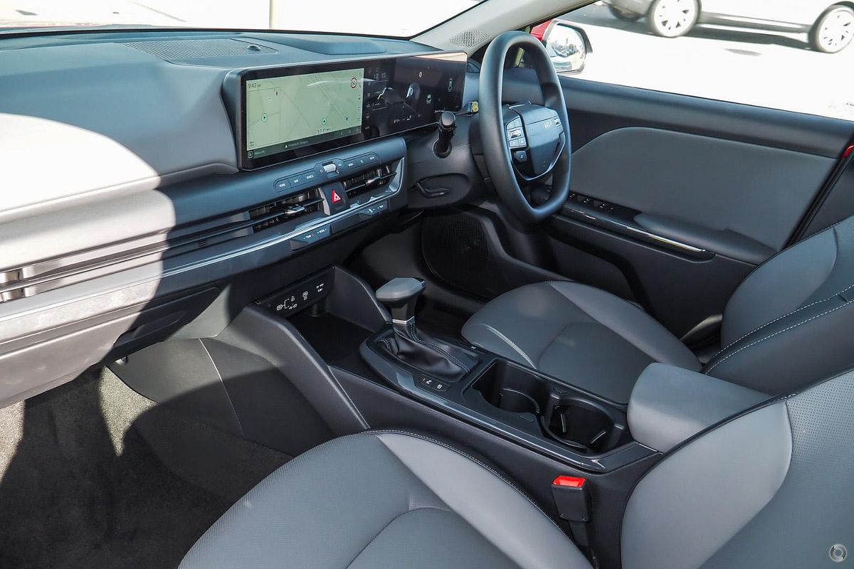 2025 Kia K4 Sport+ CL4m