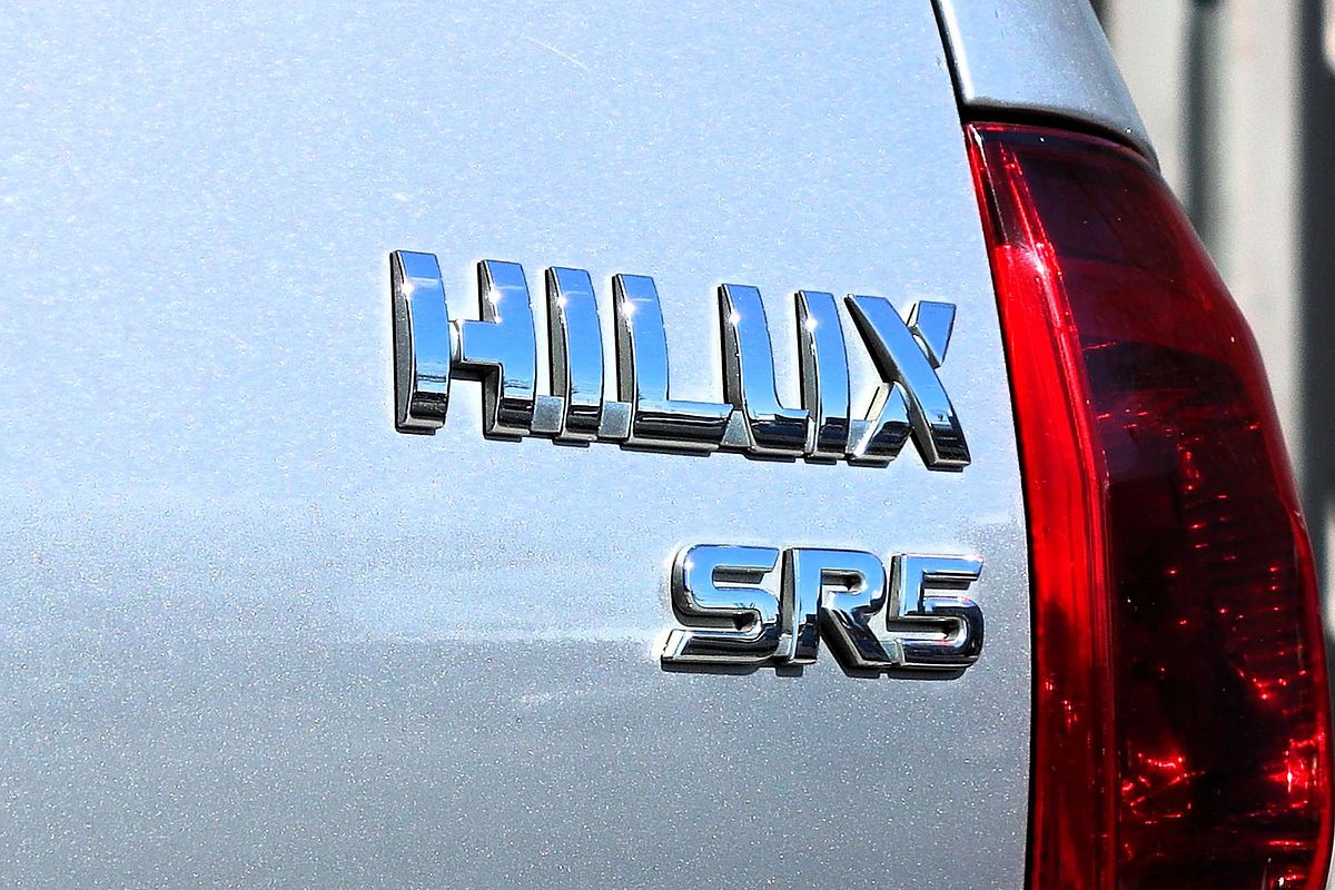 2018 Toyota Hilux SR5 GUN126R 4X4