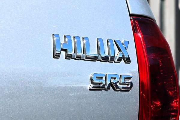 2018 Toyota Hilux SR5 GUN126R 4X4