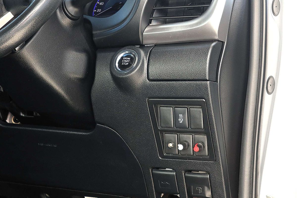 2018 Toyota Hilux SR5 GUN126R 4X4