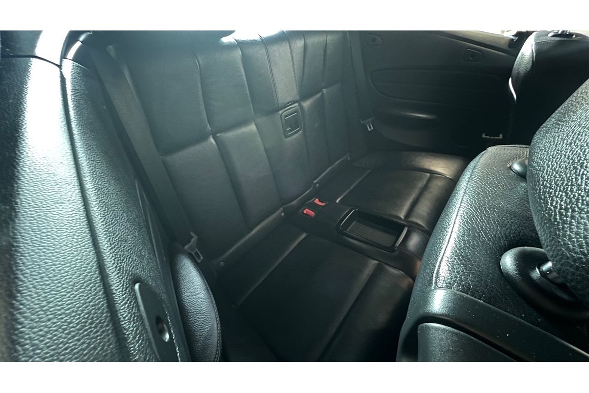 2013 BMW 125i E88 MY12 Update