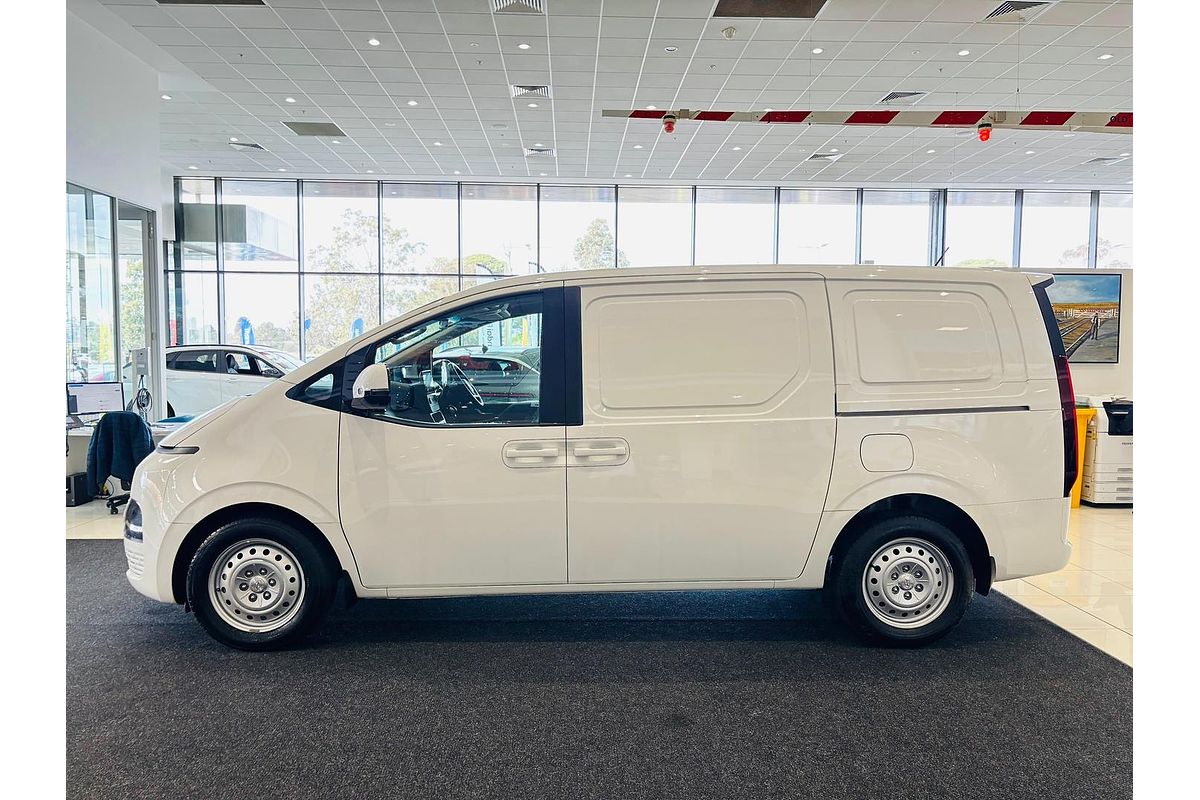2024 Hyundai STARIA LOAD US4.V3
