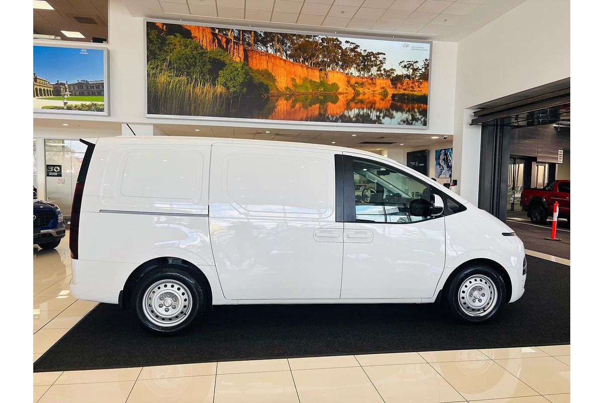 2024 Hyundai STARIA LOAD US4.V3