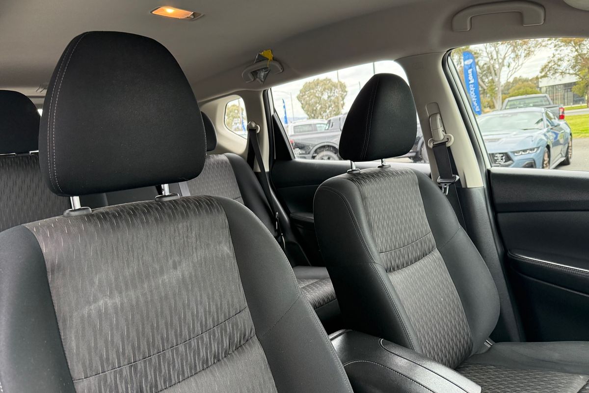 2022 Nissan X-TRAIL ST T32