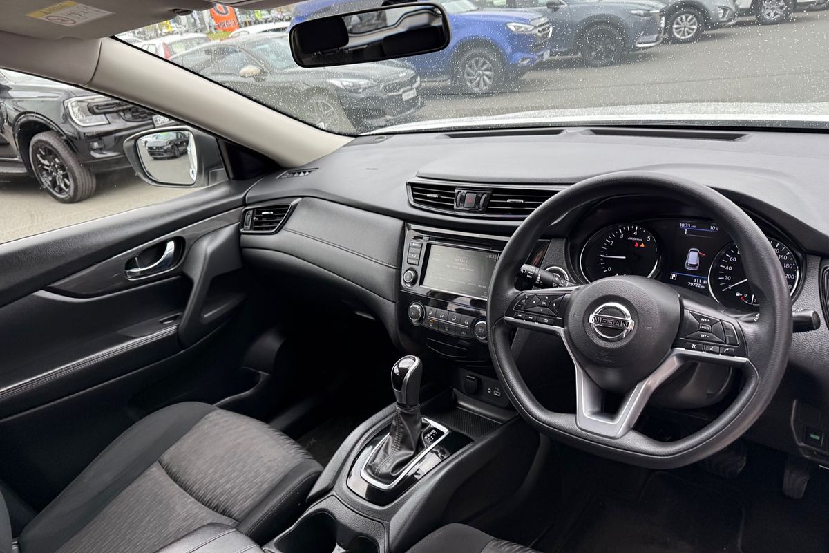 2022 Nissan X-TRAIL ST T32