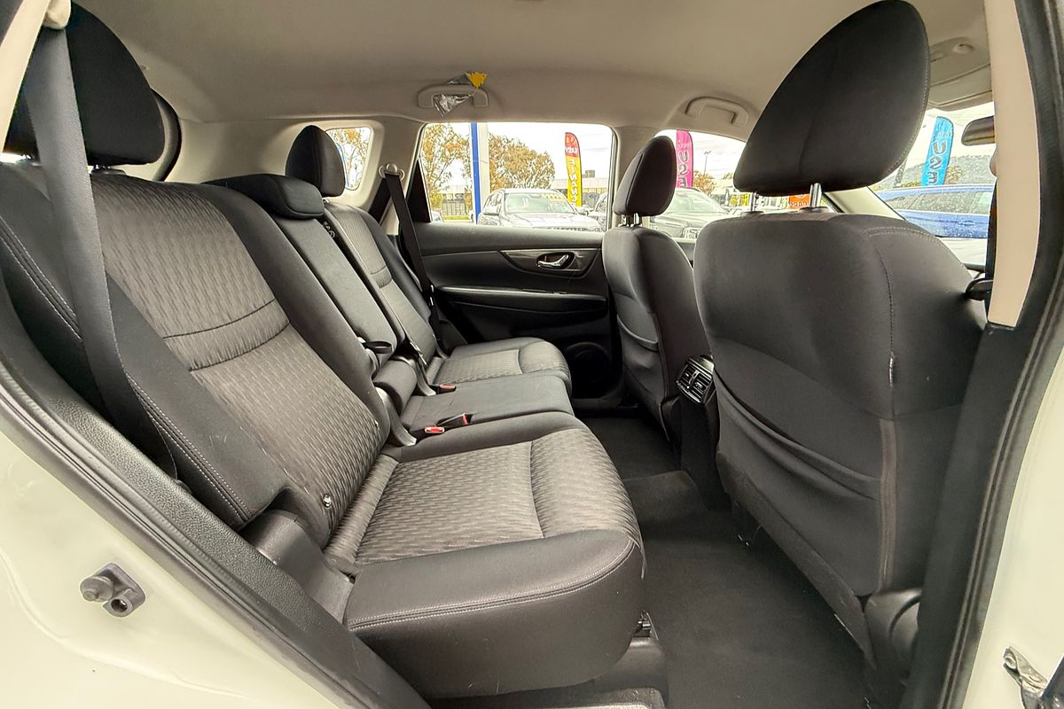 2022 Nissan X-TRAIL ST T32