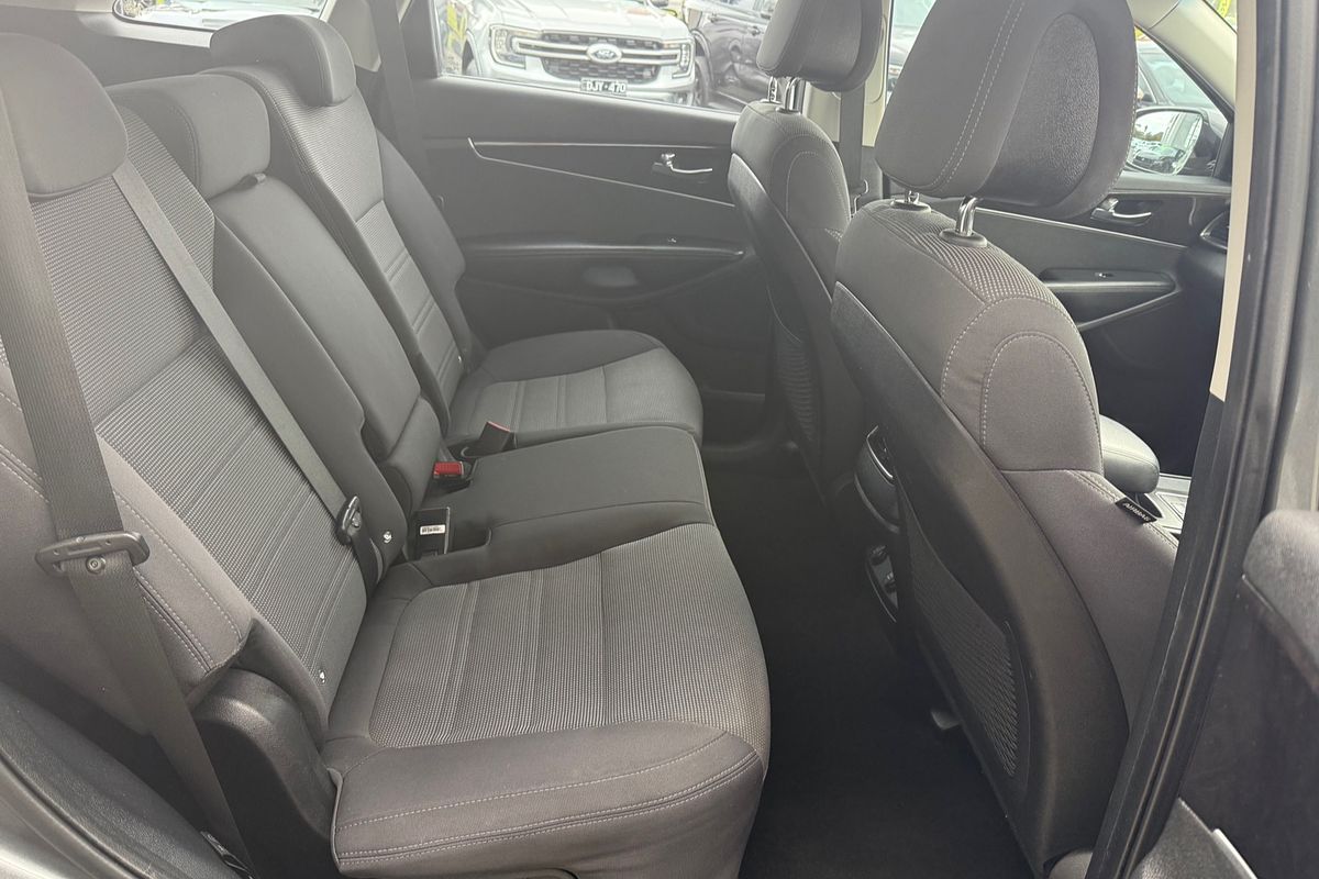 2017 Kia Sorento Si UM