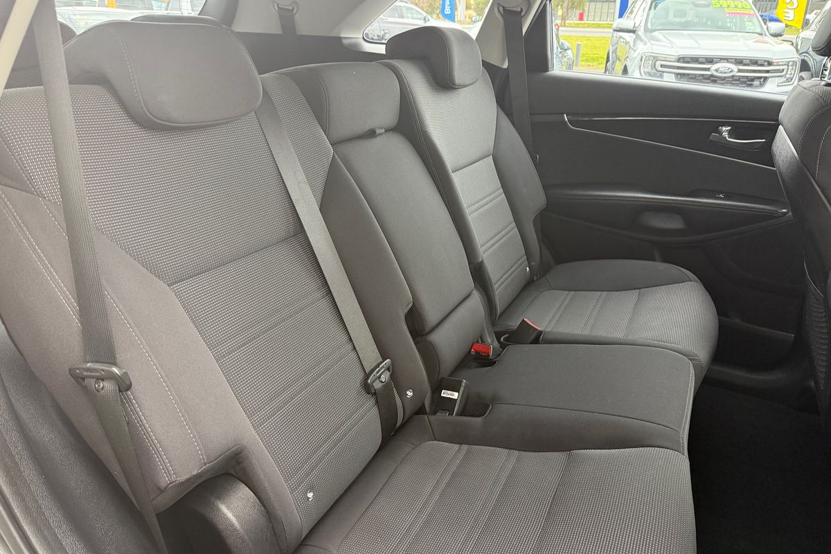 2017 Kia Sorento Si UM