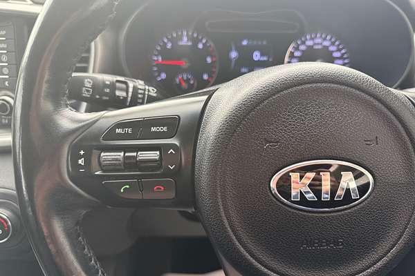 2017 Kia Sorento Si UM