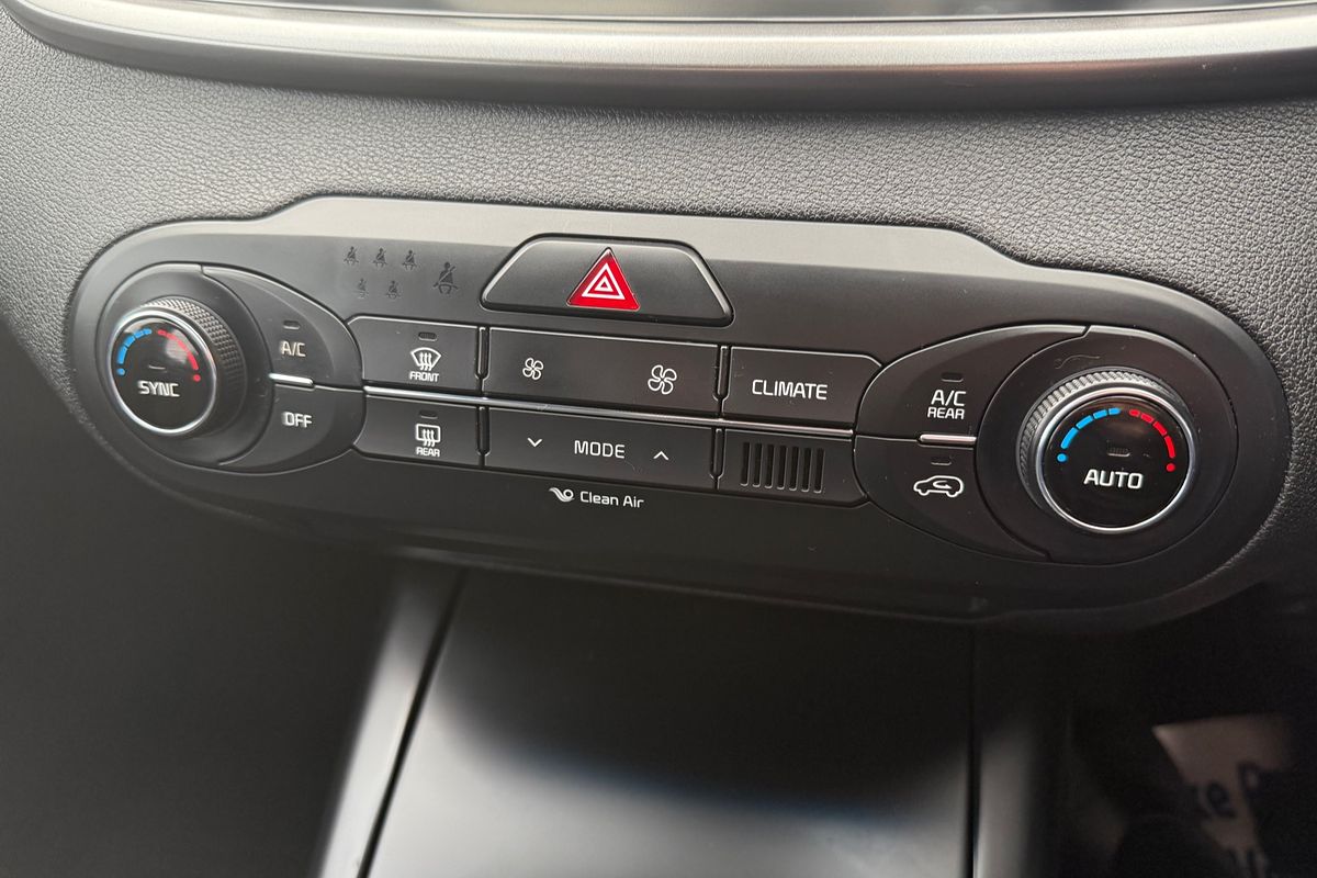 2017 Kia Sorento Si UM