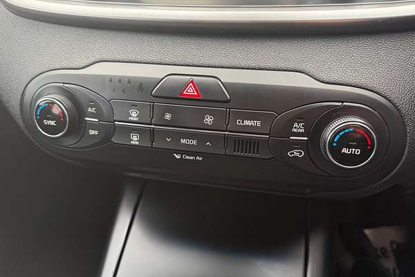 2017 Kia Sorento Si UM