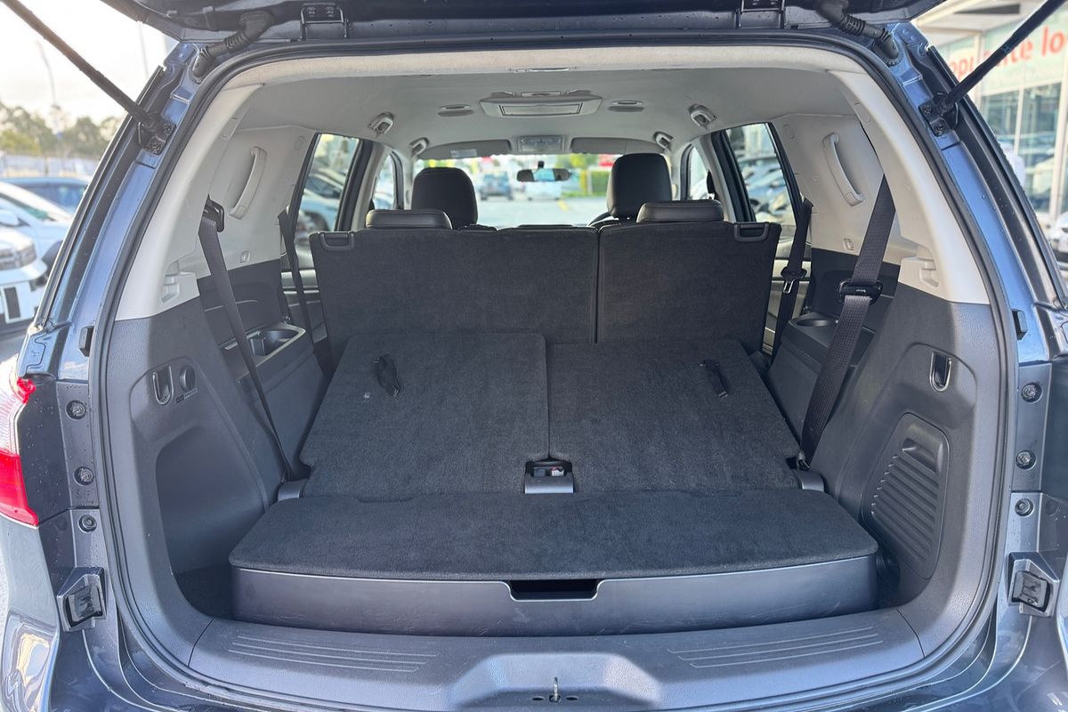 2016 Isuzu MU-X LS-T