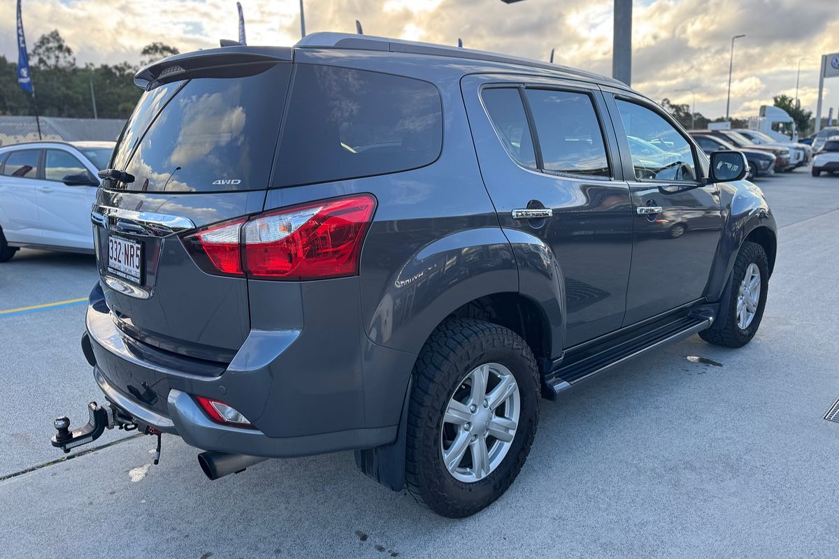 2016 Isuzu MU-X LS-T