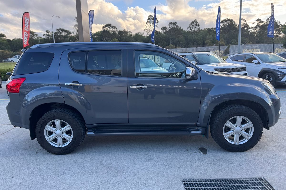 2016 Isuzu MU-X LS-T