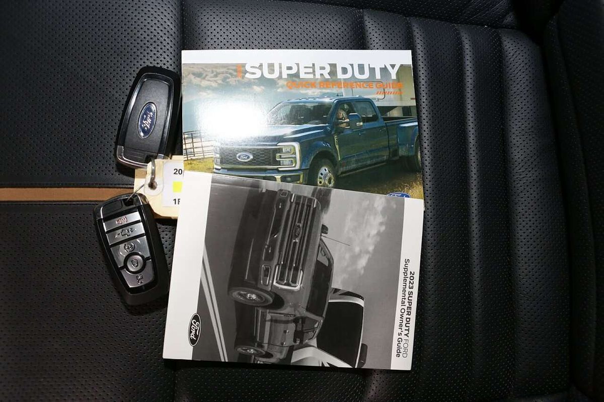 2024 Ford F450 Super Duty Platinum