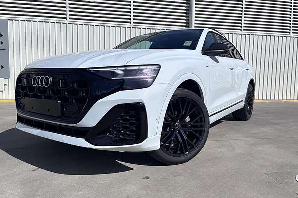 2025 Audi Q8 50 TDI S line F1