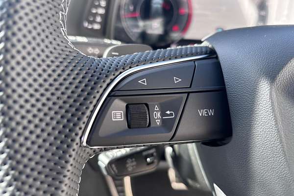 2025 Audi Q8 50 TDI S line F1