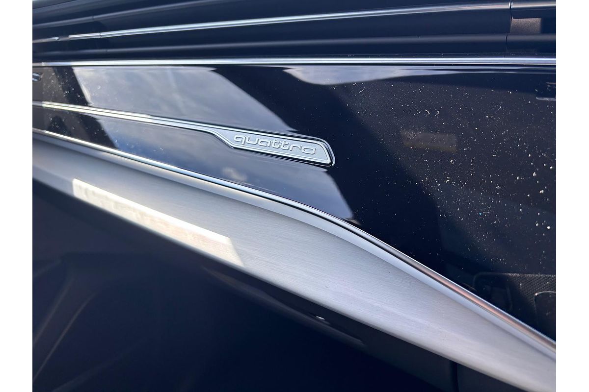 2025 Audi Q8 50 TDI S line F1
