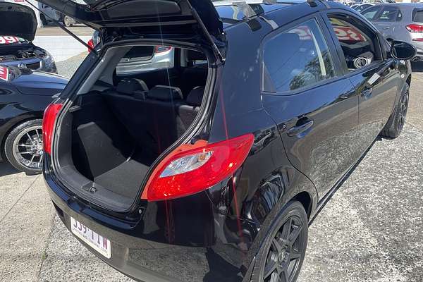 2013 Mazda 2 Neo DE Series 2