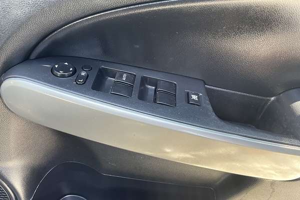 2013 Mazda 2 Neo DE Series 2