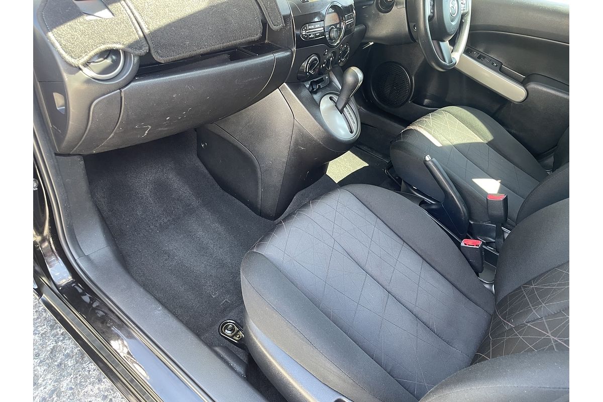 2013 Mazda 2 Neo DE Series 2