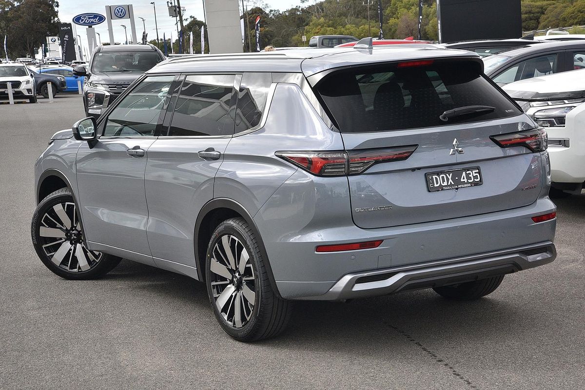 2025 Mitsubishi Outlander Exceed ZM