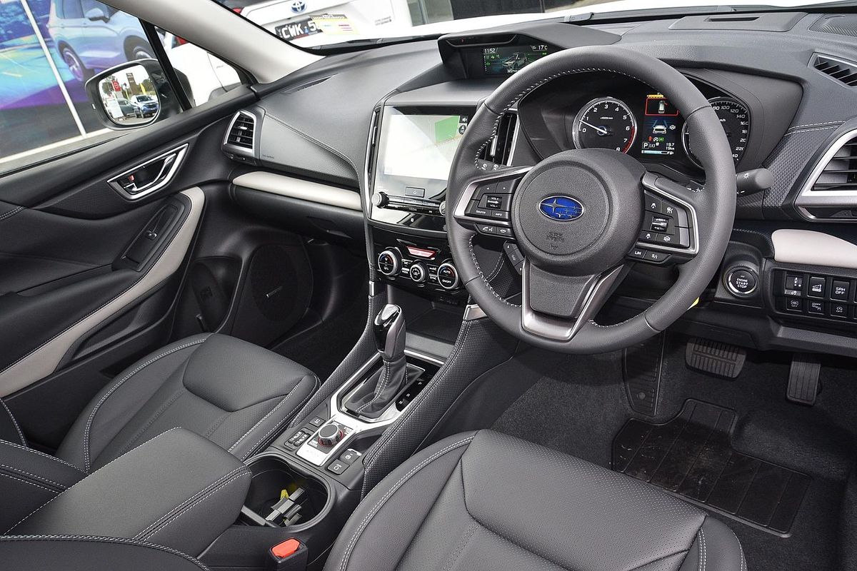 2025 Subaru Forester 2.5i-S S5
