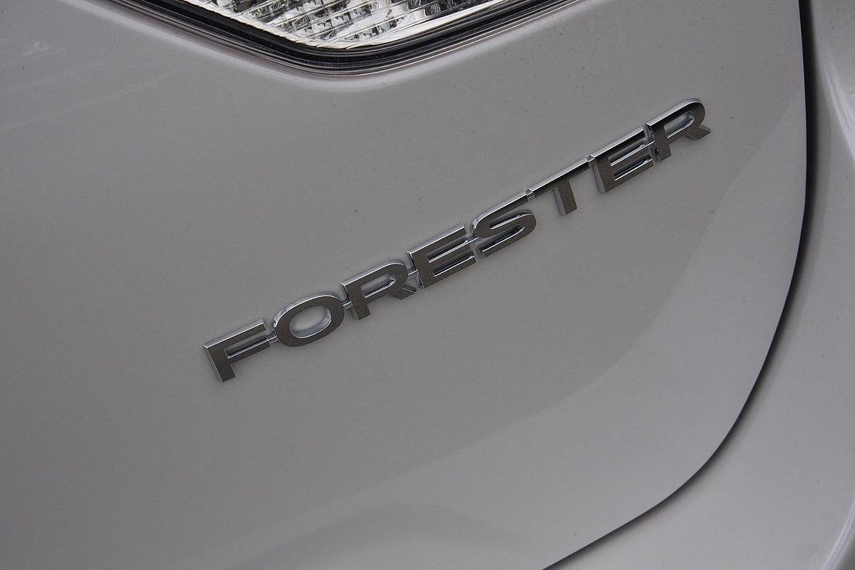 2025 Subaru Forester 2.5i-S S5