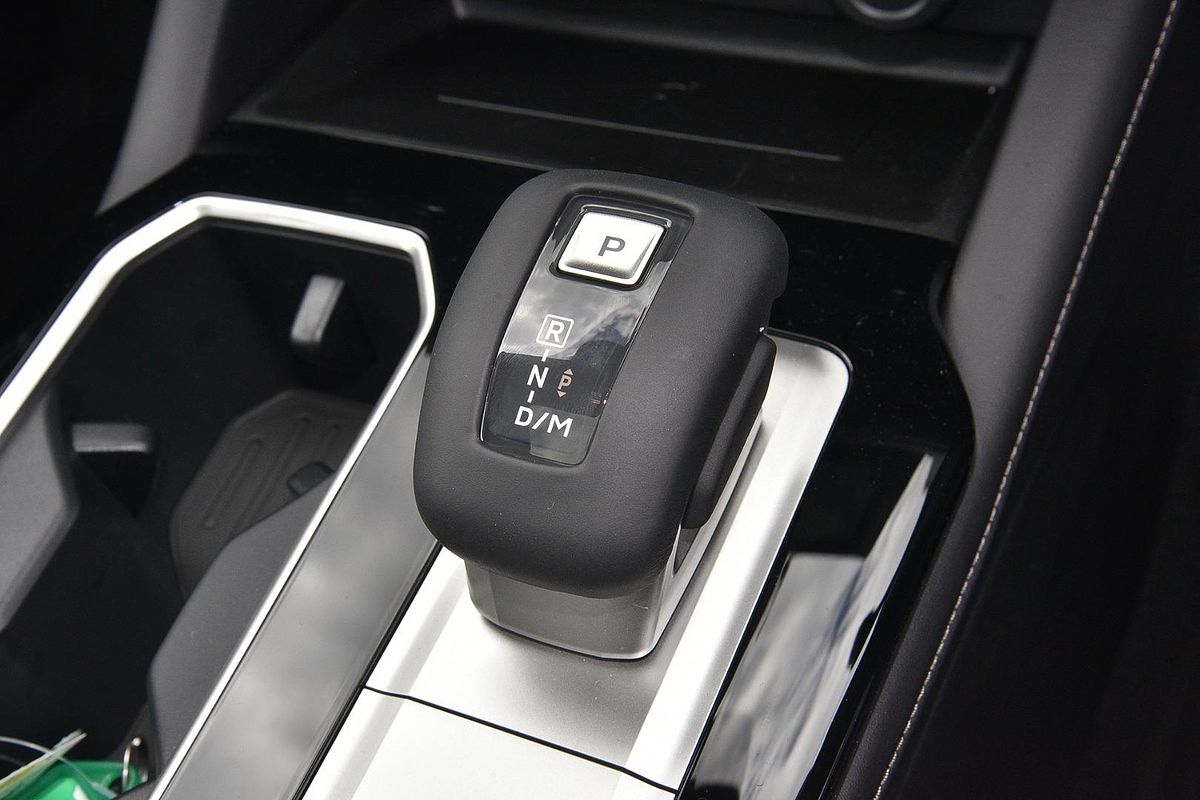 2025 Mitsubishi Outlander Exceed ZM