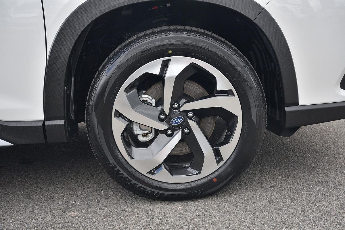 2025 Subaru Forester 2.5i-S S5
