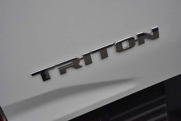 2024 Mitsubishi Triton GLS MV 4X4