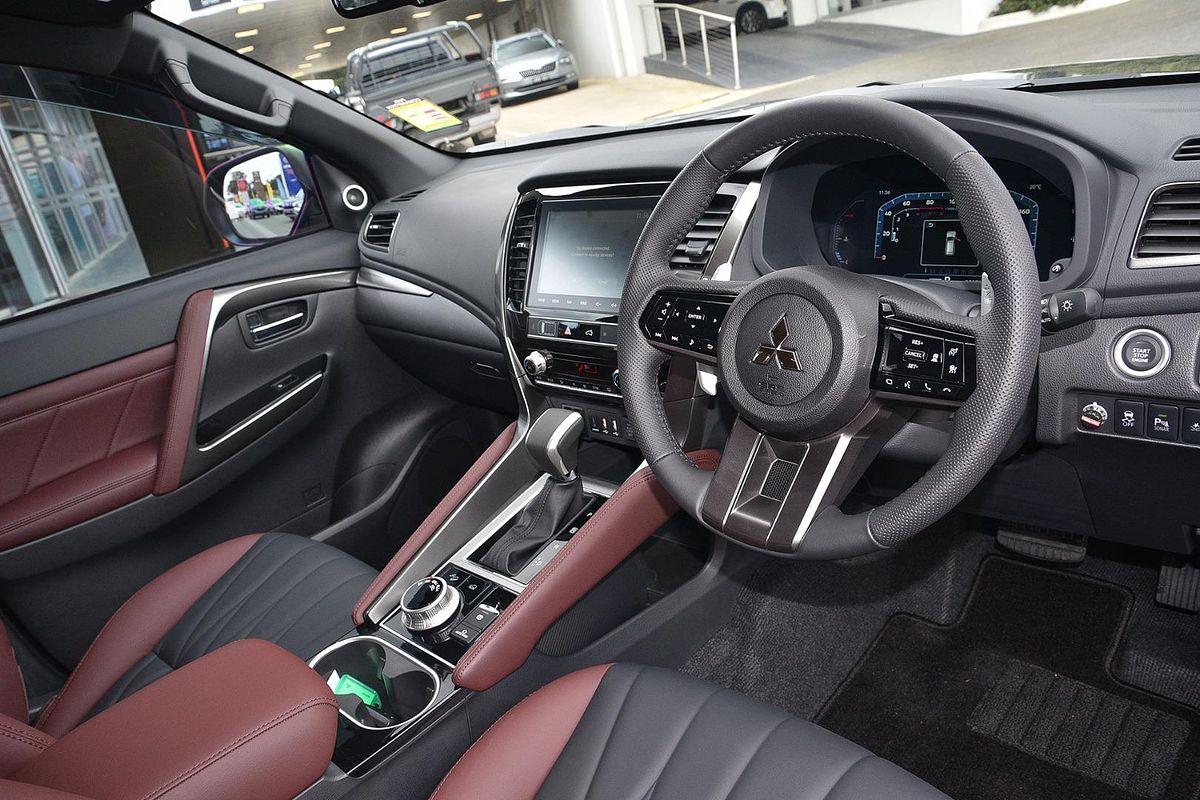 2025 Mitsubishi Pajero Sport GSR QG