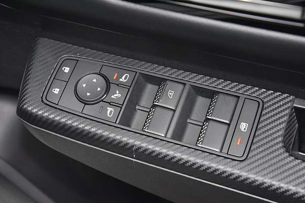 2024 Mitsubishi Triton GLS MV 4X4