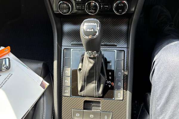 2022 SKODA Superb 206TSI SportLine NP